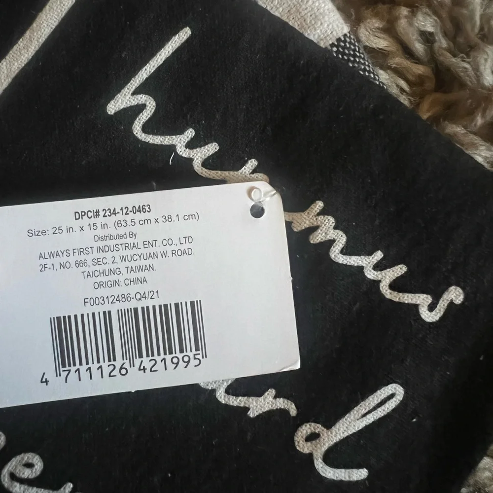 NWT target black and white plaid‎ desk towel set